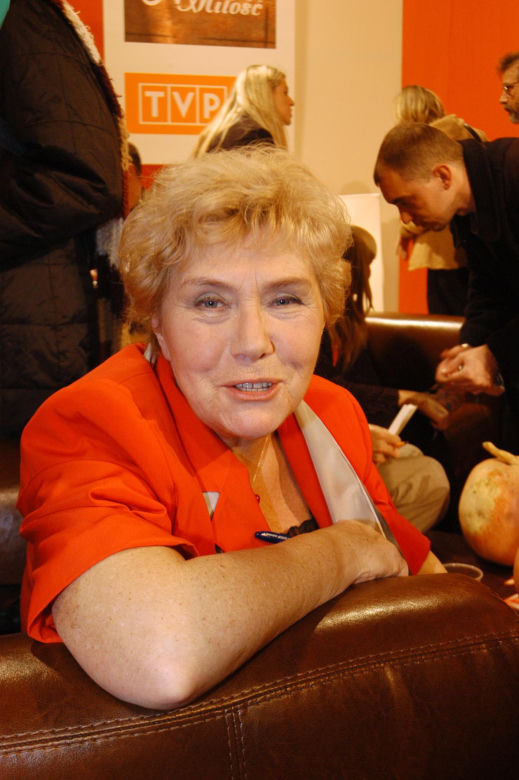 Teresa Lipowska kiedyś i dziś. Tak przez dekady zmieniała się uwielbiana Barbara z "M jak miłość"