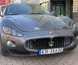 MiłyPan jeździ sportowym Maserati GranTurismo