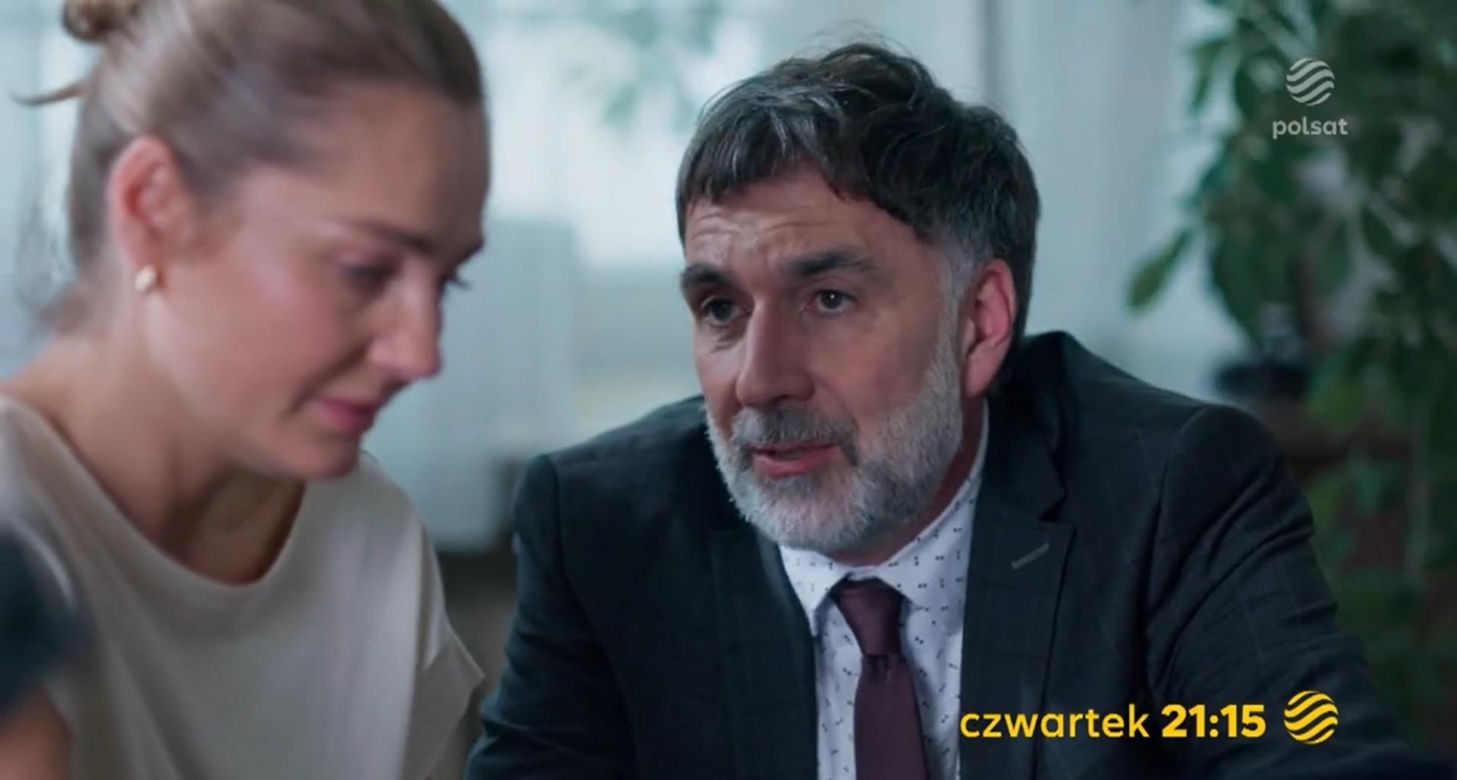 Przyjaciółki, 24 sezon, odc. 281. Adam Gocławski (Radosław Krzyżowski), Inga (Małgorzata Socha)