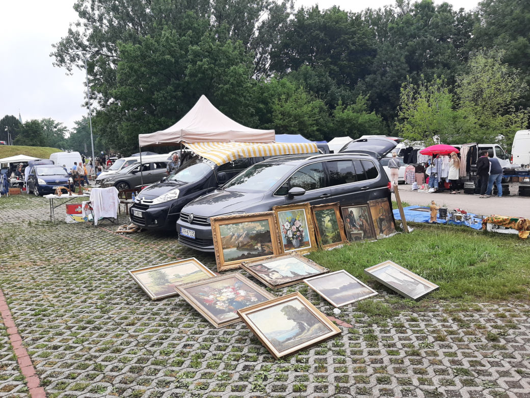 Na Bytomskim Jarmarku Staroci można kupić prawdziwe perełki
