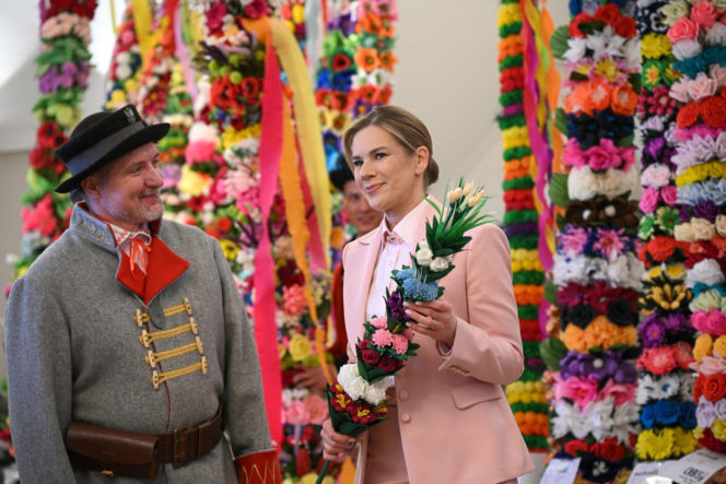 Marta Nawrocka na Niedzieli Palmowej w Pałacu Prezydenckim