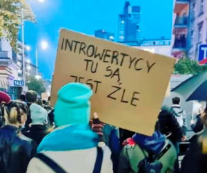 Strajk kobiet. Które hasło najlepsze? 