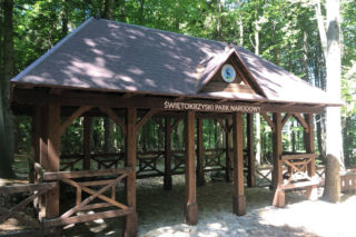 Nowa brama na Łysicę. Świętokrzyski Park Narodowy stawia na nowoczesność i dostępność