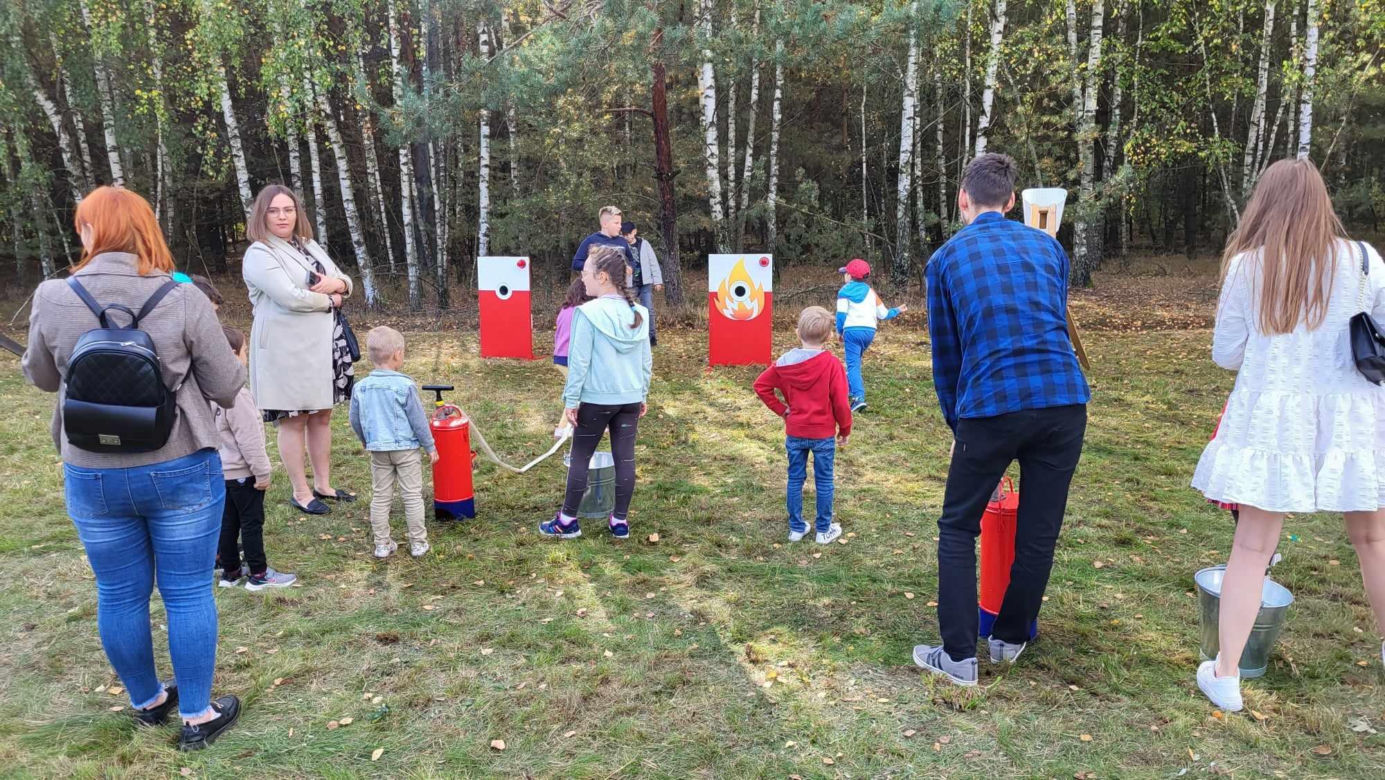 Piknik "Tak to było sto lat temu" w Dąbrówce Stany