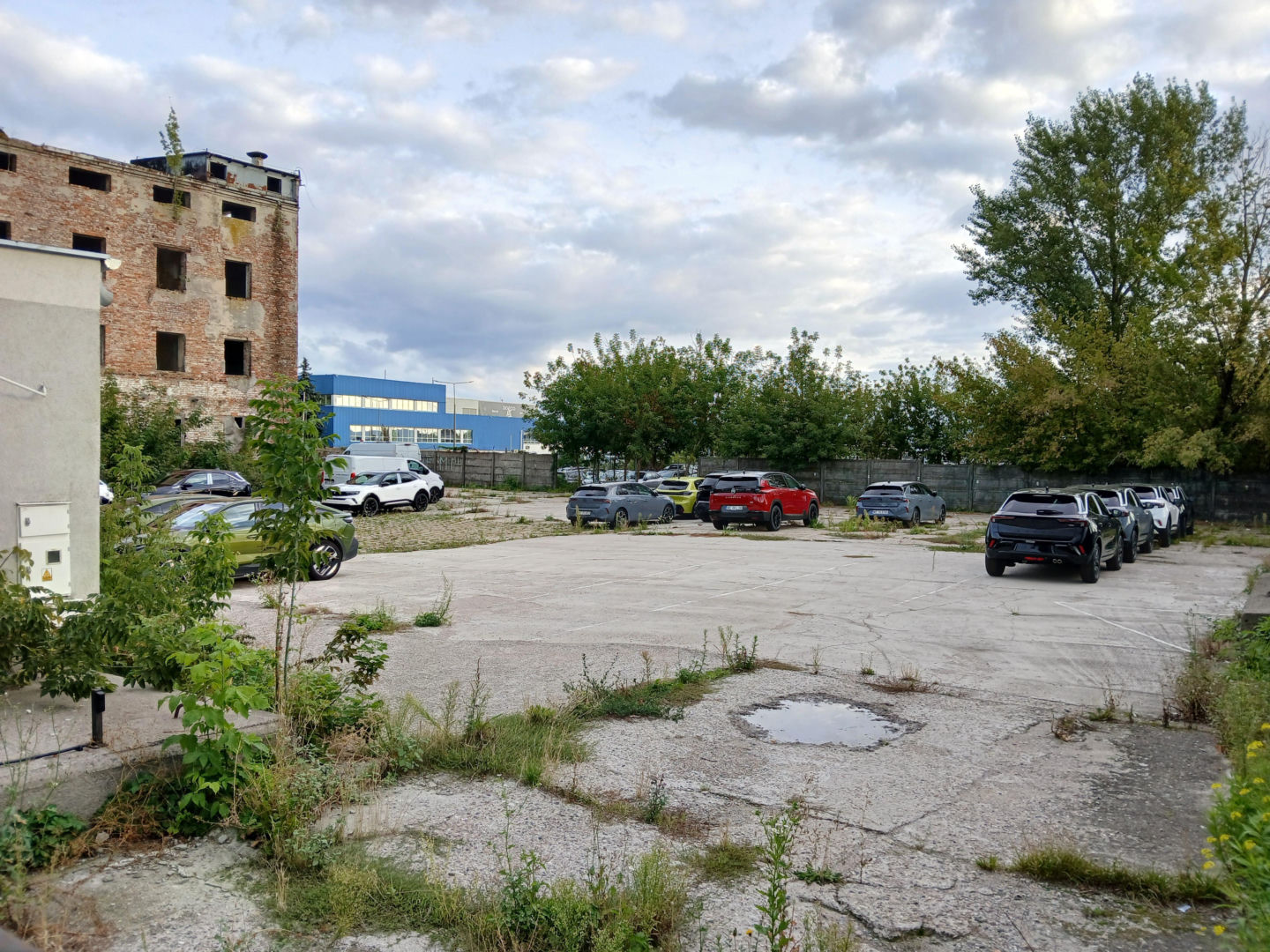 Dawny młyn elektryczny W. Kawczyńskiego przy ul. KOR w Warszawie