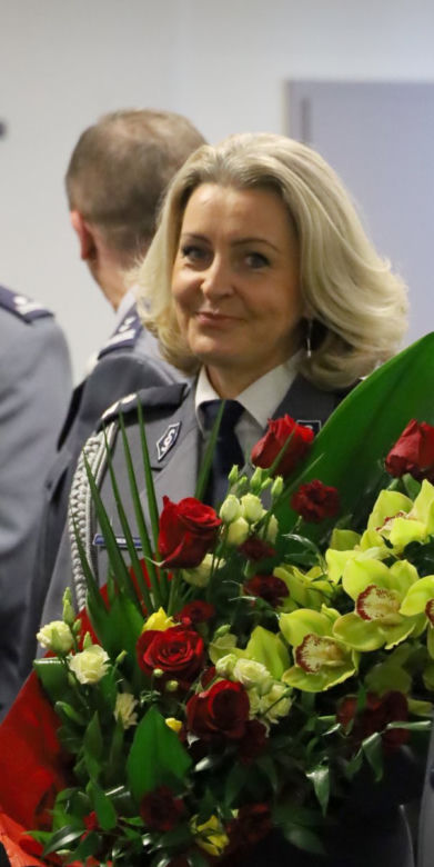 Ścięła włosy, aby pomóc kobietom po chemioterapii