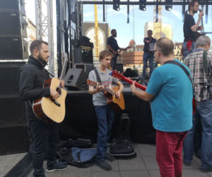 Layla na 1000 gitar! W Katowicach uczcili rocznicę koncertu Erica Claptona