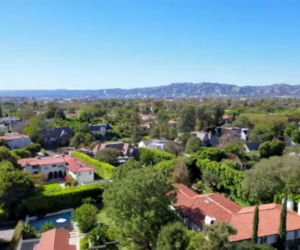 Słynna posiadłość Ozzy'ego Osbourne'a trafiła na sprzedaż! Gwiazdorski luksus za KOLOSALNĄ sumę!