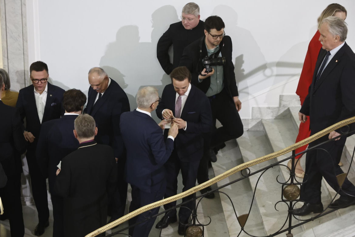 Połamali się opłatkiem w Sejmie