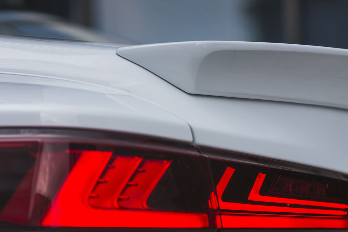 Lexus LS500h F-Sport