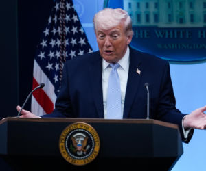 USA większym zagrożeniem niż Chiny? Ameryka pod rządami Trumpa postrzegana negatywnie