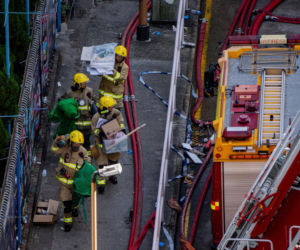 Hongkong pogrążony w żałobie po tragicznym pożarze wieżowców. Liczba ofiar wzrosła do 146