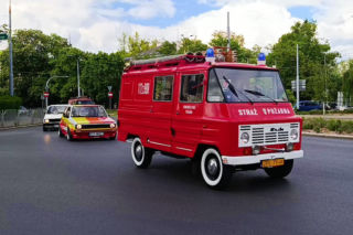 Parada zabytkowych aut przejechała przez Szczecin. Mieszkańcy przecierali oczy ze zdumienia