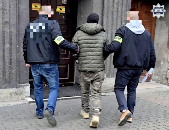 53-latek chciał zabić byłą partnerkę. Oblał ją nieznaną substancją i postrzelił