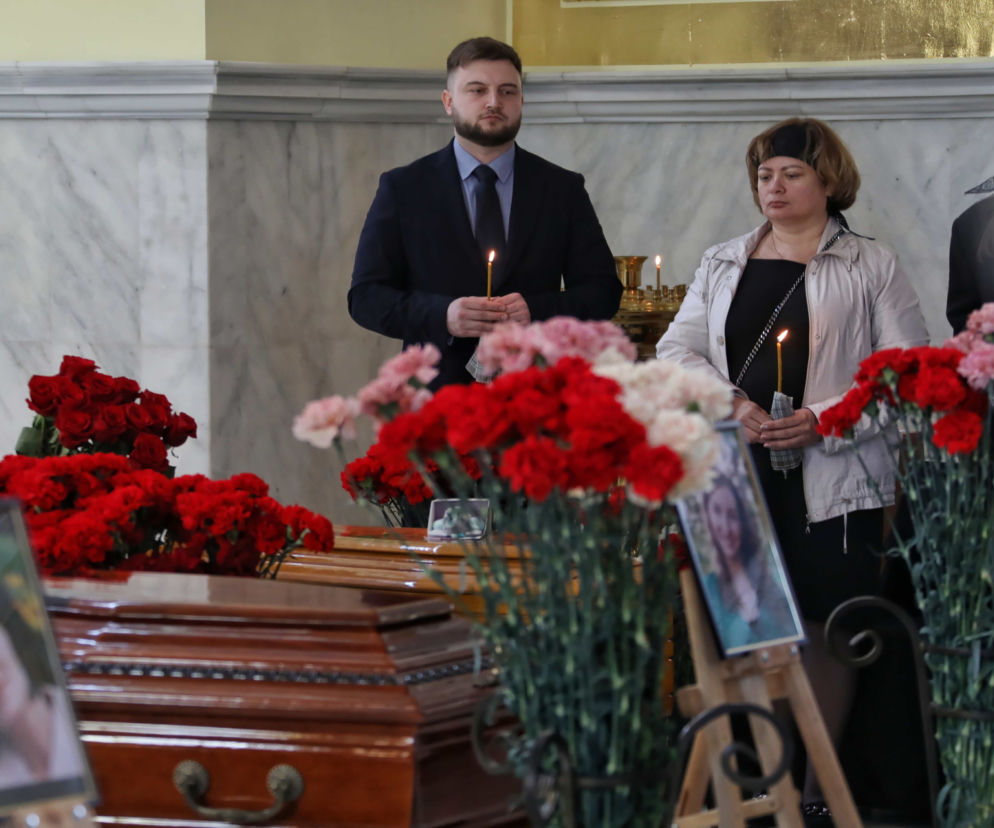 Pogrzeb małej Kiry jej mamy i babci zabitych w Mariupolu