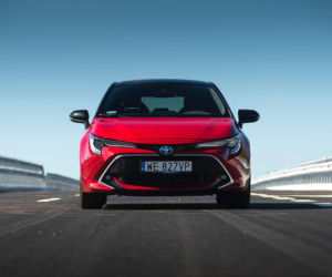 Toyota Corolla Hatchback 2.0 Hybrid 180 KM e-CVT Selection