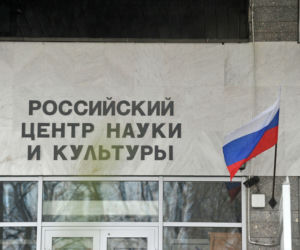 Warszawskie nieruchomości okupowane przez Rosję. Tych miejsc nie chcą oddać