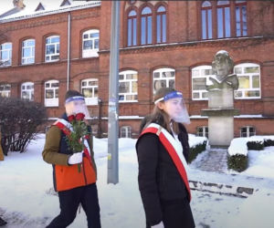 Tak iławska SP1 obchopdziła urodziny Kopernika i święto szkoły w okresie pandemii covid-19