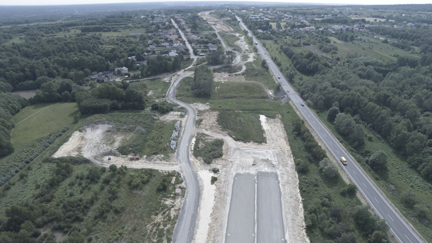Budowa obwodnicy Wąchocka zgodnie z planem: Lipiec 2023