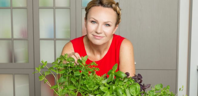 anna guzik