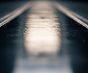 Śmiertelny wypadek na myjni w Tychach. Co wydarzyło się w kanale technicznym?