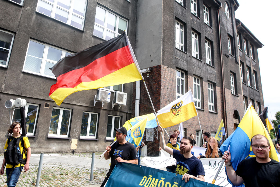 Marsz Autonomii przeszedł ulicami Katowic. Tłumy skandowały jedno hasło!