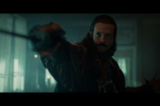 Dziki Sebastian Fabijański zachwyca i przeraża