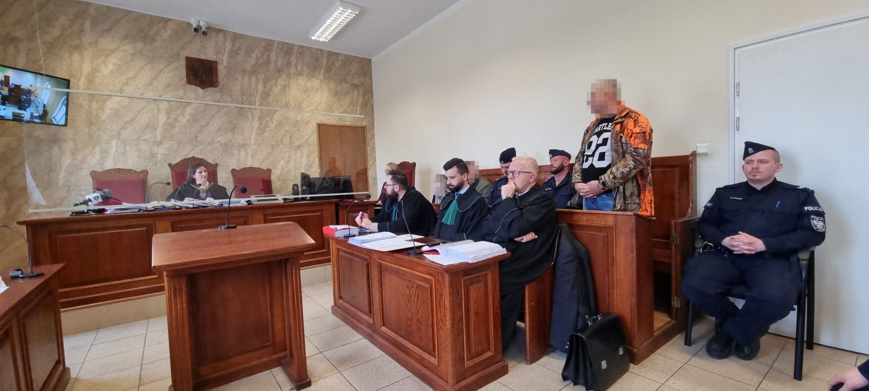 Wysadzili w powietrze dom nowożeńców z Sosnowa. Teraz tłumaczą się przed sądem
