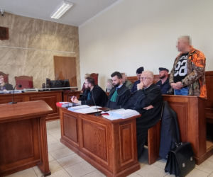 Wysadzili w powietrze dom nowożeńców z Sosnowa. Teraz tłumaczą się przed sądem