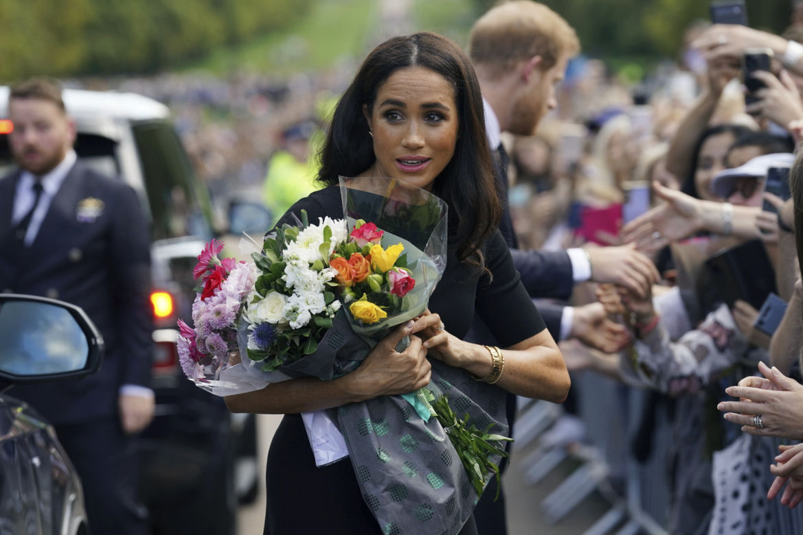  Meghan Markle nigdy nie była w ciąży". Okrutne plotki o rodzinie królewskiej!