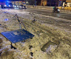 Warszawa: Tramwaje skierowane na objazdy! Zdarzenie z udziałem BMW