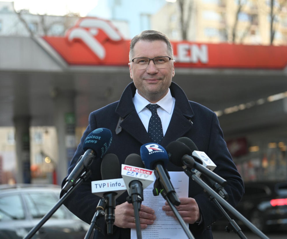 Przemysław Czarnek: Obniżka VAT i akcyzy na paliwo!