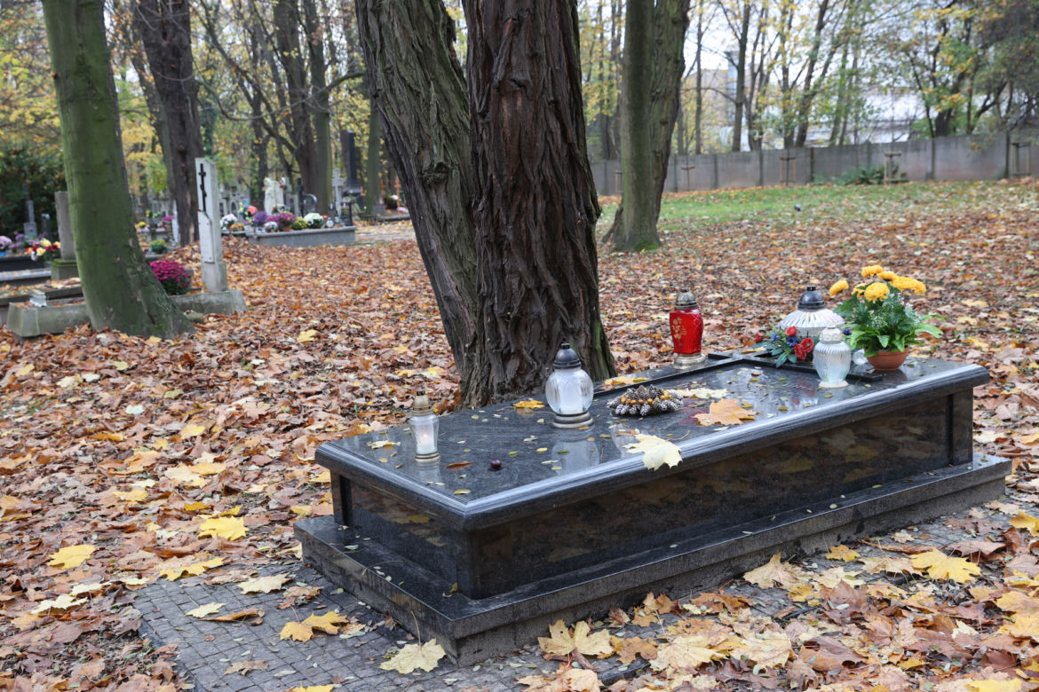  Maria Kiszczak zostanie pochowana razem z mężem? Grób gen. Czesława Kiszczaka jest na prawosławnym cmentarzu 