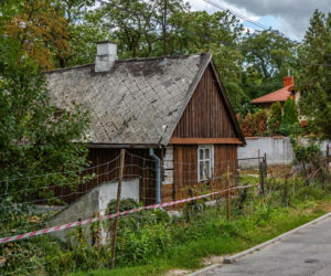 Chata przy Kokosowej 30 w Warszawie