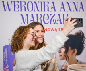 Trzy dni, setki autorów, tysiące książek. Poznańskie Targi Książki 2026 zapraszają FOTOBUENO