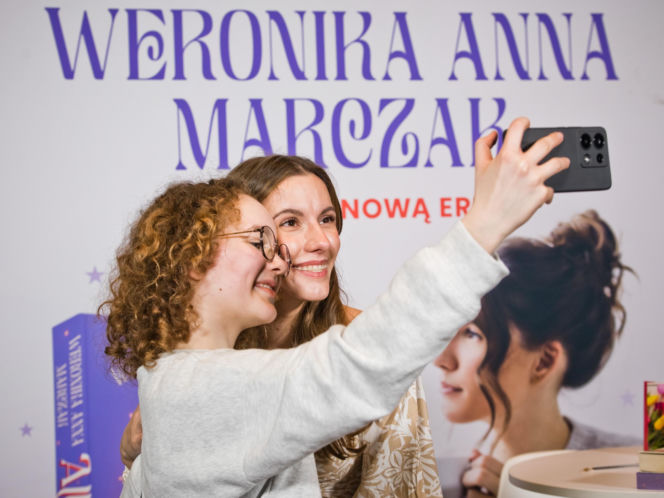 Trzy dni, setki autorów, tysiące książek. Poznańskie Targi Książki 2026 zapraszają FOTOBUENO