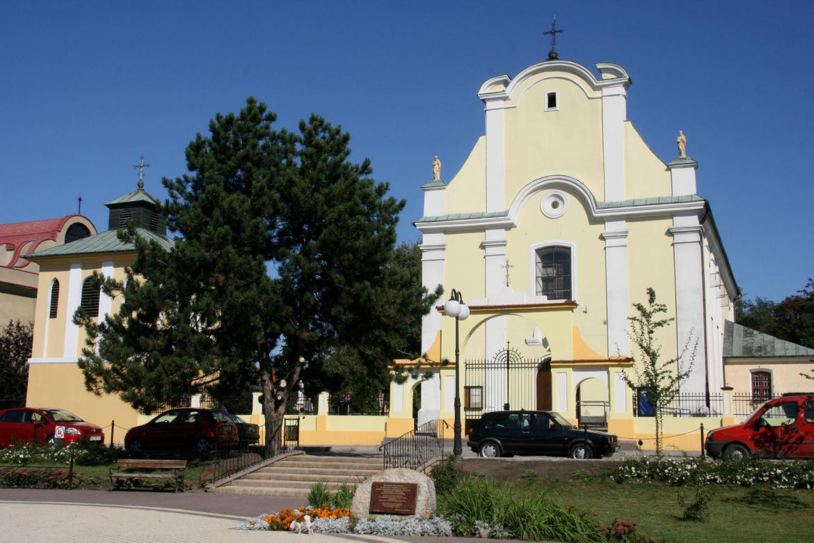 To miasto w woj. łódzkim kiedyś prawie się wyludniło. Dziś jest jednym z najciekawszych w regionie