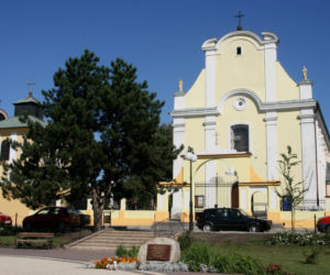 To miasto w woj. łódzkim kiedyś prawie się wyludniło. Dziś jest jednym z najciekawszych w regionie