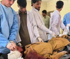 Pakistan/ Autokar spadł do skalistego wąwozu; co najmniej 40 zabitych