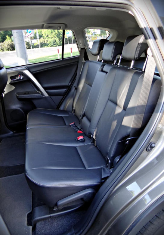 Toyota RAV4 2013
