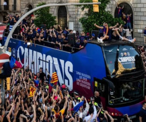 Robert Lewandowski i Wojciech Szczęsny na fecie Barcelony