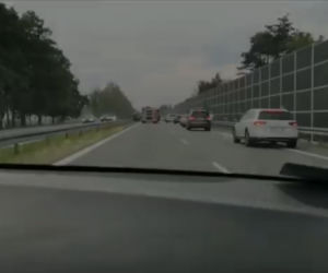 Śląskie. Korytarz życia na Wiślance. Policjanci ZDUMIENI! Czegoś takiego nie widzieli [WIDEO, ZDJĘCIA]