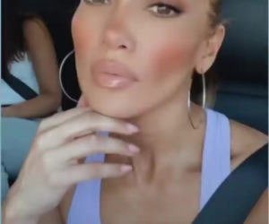 NAJSEKSOWNIEJSZE zdjęcia JLo. GALERIA GIGANT
