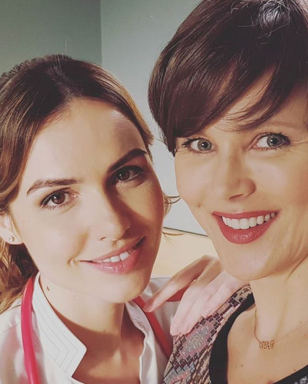 Na dobre i na złe. Hania Sikorka (Marta Żmuda-Trzebiatowska), Lucyna (Anna Samusionek)