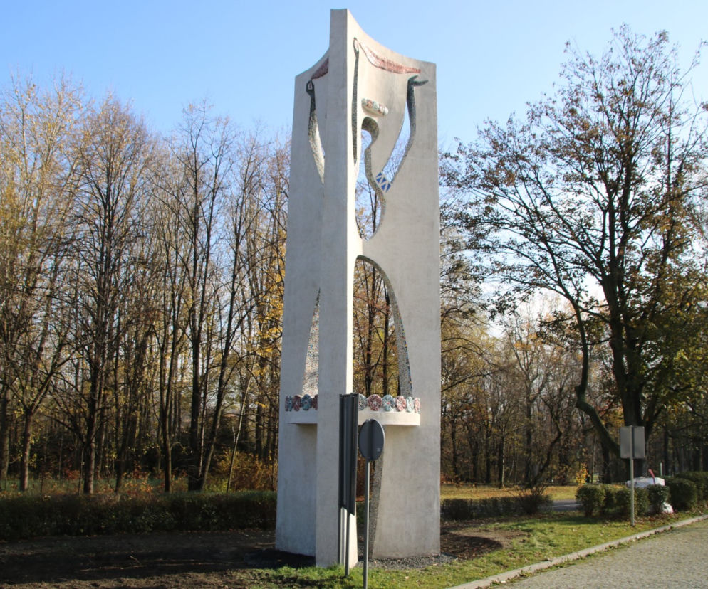 Słynna Karolinka znowu wita wszystkich odwiedzających Park Śląski