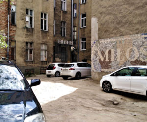 Mozaika Miłość na podwórku w centrum Szczecina