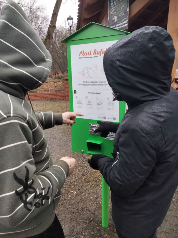 Pierwsze ptasie bufety stanęły w Szczecinie