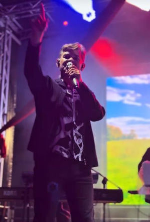 Zenek Martyniuk powoli ginie w oczach