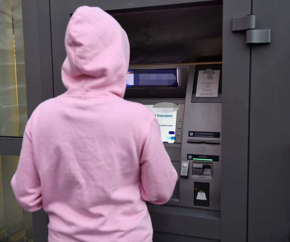 Okradał bankomaty szpachelką