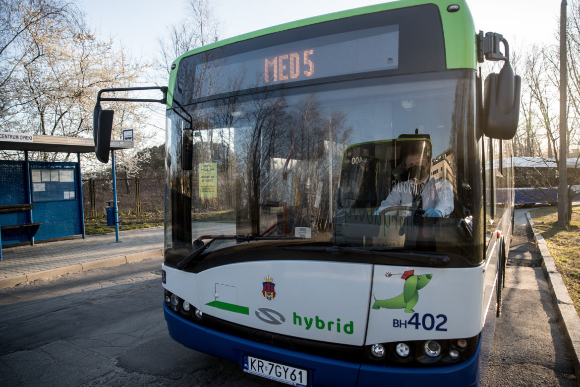 Specjalne autobusy dla medyków w Krakowie